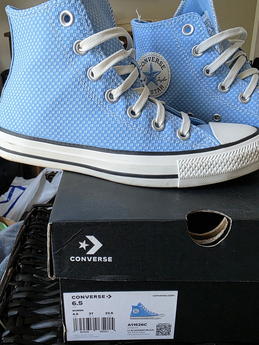 Converse Chuck Taylor High Top Light Blue Textured A11626C W6.5